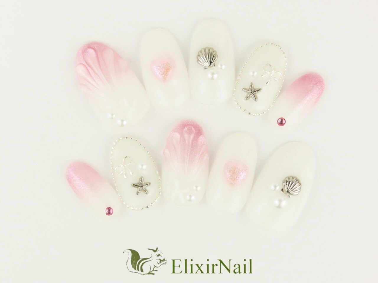 2026年冬トレンド】ホワイト ワンカラー ハンドのネイルデザイン集