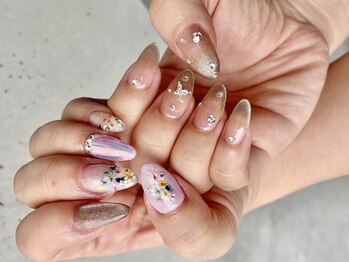 トータルビューティーステラ(TOTAL BEAUTY STELLA)の写真/ニュアンス・マグネット・ワンカラー等ネイルサンプル多数！丁寧なネイルケア、カルジェルバイオジェル使用