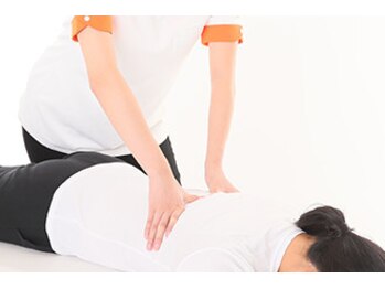 カラダファクトリー 用賀店/整体師の本格的もみほぐし