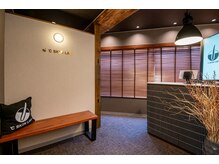 ドシースキンラボ(℃ SKINLAB)/落ち着いた店内