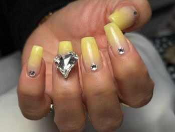 ホランイネイル(HORANGI NAIL)/フリーアートM＋有料パーツ