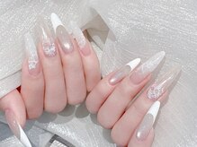 クイーンズネイルサロン(Queen's nail salon)/白レス