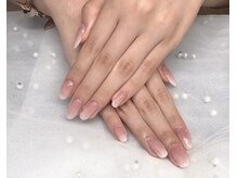 ラッシュ バイ グリッセ(Lash by Glisse)の雰囲気(ベイビーブーマーネイル)