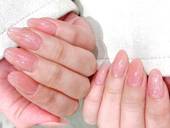 ラメカラーでキラキラ☆春ネイル