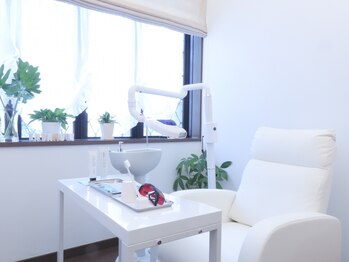 ラバンデュラ(Lavendula)の写真/【本来の歯の白さと潤い美肌】セルフホワイトニング×フェイシャルエステの組み合わせで、明るいお顔に◎