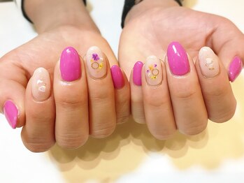 ネイルズ ララ(nails Lala)/ピンクフラワーネイル
