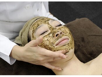 リエイド(Re AID)/(4)天然ハーブ導入