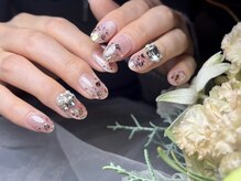 サロンドフォーエイチ(salon de 4H)/ピンクのラメグラネイル☆