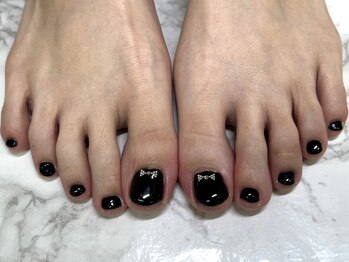 Timi nail salon【ティミネイルサロン】【11/29 NEW OPEN（予定）】の写真/お仕事や家事などで普段ハンドネイルができない方に可愛い足元で周りと差が付く！足先までオシャレに♪