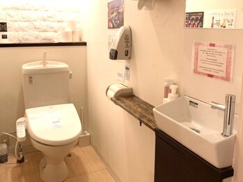 エヴァーグレース 栄店/広いスペースでごゆっくり♪