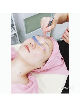 プチ プロムナード(Petit Promenade)/毛穴吸引