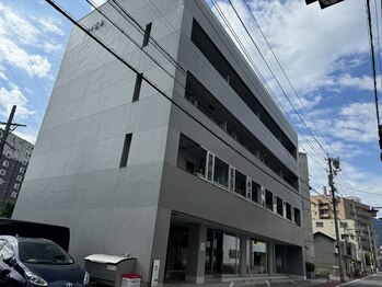 チルシー(Chilsea)/当店はこちらの建物になります◎