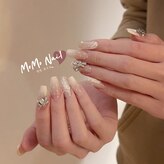 モモネイル(Momo Nail)