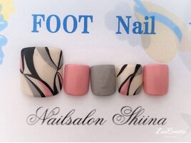 フットネイル8000円