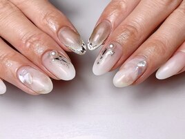 ホワイトネイル