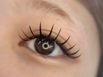 ガガ ラシルフィード 黒崎駅前店(GAGA by lasylphide)の写真/【ぱっちりeye】美容室と併設《30代～50代以上の大人女性が多く来店！》自まつ毛でもはっきりした目元に♪