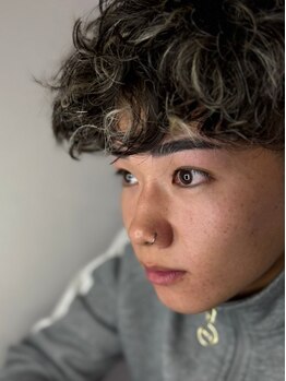 TEDDY BASE　眉＆脱毛サロンの写真/「清潔感はムダ毛の管理から。」仕事もプライベートも印象が変わる、大人男性の身だしなみ。初めての方にも