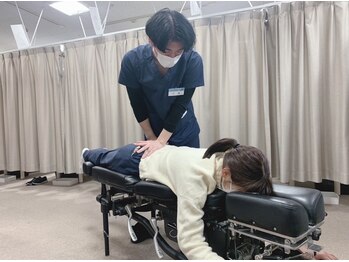 高田馬場名倉堂鍼灸接骨院/骨盤矯正