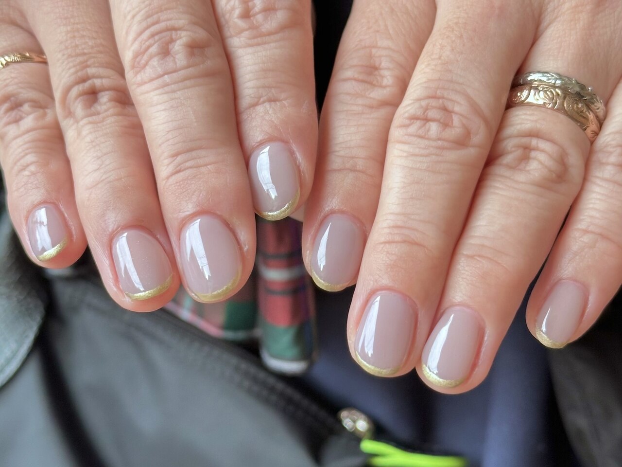 2026年冬トレンド】個性派ネイルのネイルデザイン集｜人気順