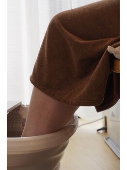 ヴィアス(Vias)/ヨルダンにある死海のお水で足湯