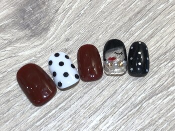 クリスタルネイル ボンベルタ橘店(CRYSTAL NAIL)/ドットネイル