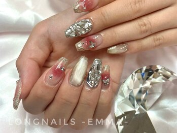 ロングネイルズ エマ(LongNails-Emma)/ジェル持ち込みゴージャス