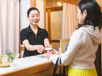 女性専用サロン 天指/まずは受付へお越し下さい。