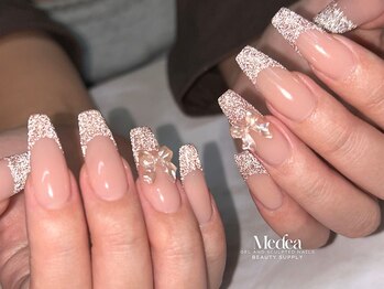 ミーディア(Medea)