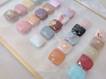 エミュ バイ ユー 新発田店(e’mu by U)の写真/トレンドを取り入れた定額メニューもご用意◎シンプルでも映える、ナチュラルな中に輝きを放つ美しい指先に