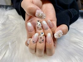 ぷっくりお花ネイル