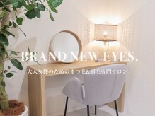 ブランドニュウアイズ(BRAND NEW EYES.)
