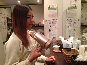 楽座や 日本橋店/よもぎ茶を飲んで、リラックス♪