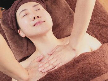 サロン ド プアプア(salon de puapua)