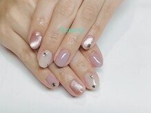 フランセス(Frances)/ストーン×マグネットネイル