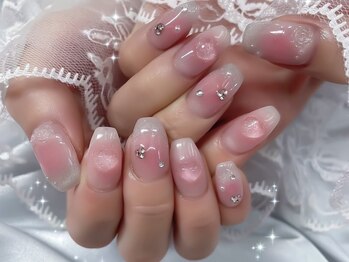 インディバ アンド アイラッシュサロン 新宿の写真/大人女性のための上品ネイル多数★モテ可愛系～個性派まで♪周りと差がつく洗練されたデザインが豊富！