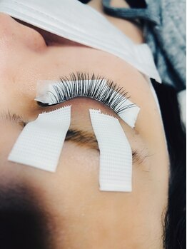 アイラッシュアンドコー(eyelash&co.)/お付け足しもできます！