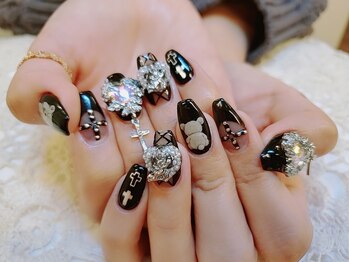 トータルビューティーサロン ドールズ(total beauty salon Dolls)/持ち込みパーツ地雷ネイル