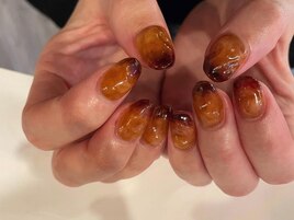 グラデぷっくりべっ甲¥9700