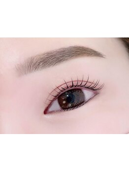 ナチュラル上品な目元にしたい