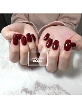 エリー(ellie)/ボルドーワンカラーネイル