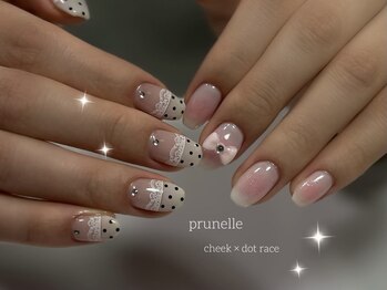 ぷりゅねる 心斎橋/レースネイル☆