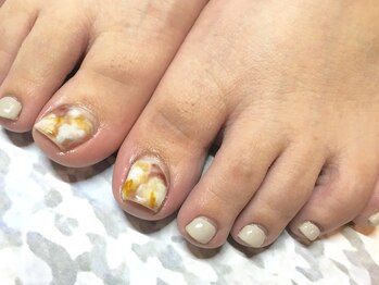 【キャラメルマーブルネイル】