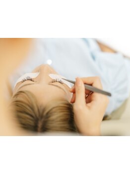 まつげのお悩み解決サロン