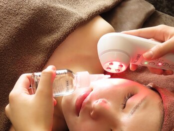 エステティック レイビス 新宿店(RAYVIS)の写真/年齢を重ねると共に増える肌の悩みに!お一人お一人の肌質に合わせたメニューでハリツヤUP美肌へ★