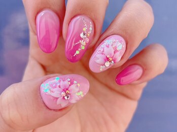 ネイルサロン アンフルールの写真/【大宮駅近】カラーの種類も豊富！シンプル～最旬トレンドまで幅広い提案力で、1級ネイリストが施術♪