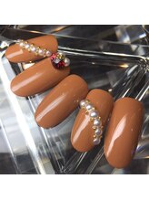 アデリー(ADELIAE)/