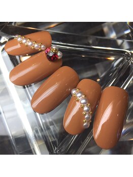 アデリー(ADELIAE)/