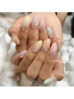 プチブラン(Petit Blanc)/パステルジェリービーンズネイル
