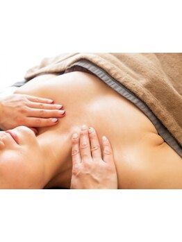 バストラインを整えたい