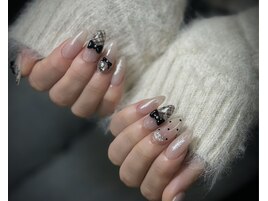 チェック×ドット柄ネイル